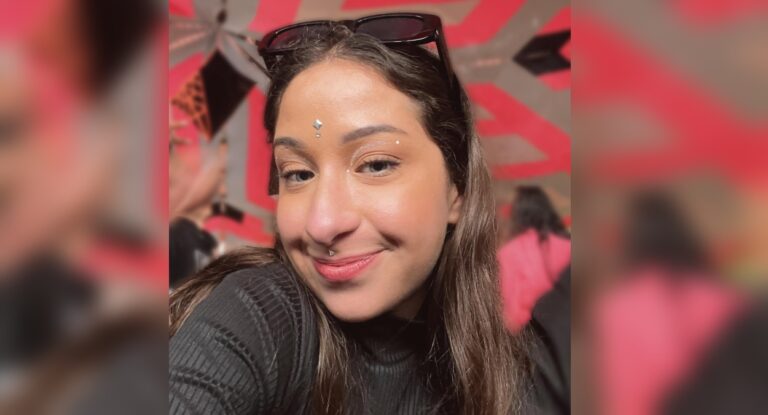 Jovem de 21 anos é encontrada morta dentro de casa