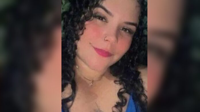 Mulher é morta a facadas pelo ex-companheiro