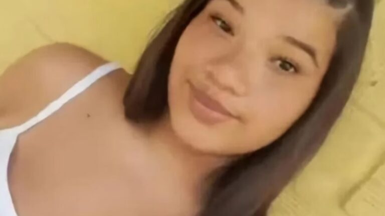 adolescente escola morta