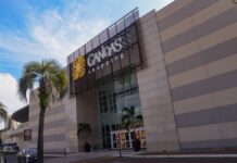 foto da fachada do Canoas Shopping