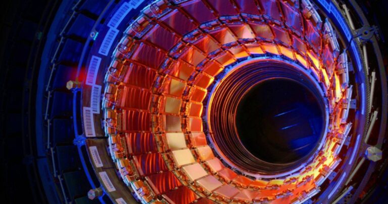 Acelerador de partículas transformou chumbo em ouro