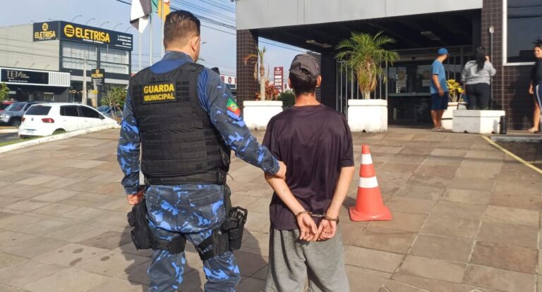 agente da Guarda Municipal está com traficante preso em Canoas