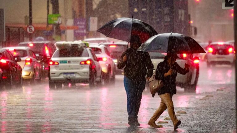 chuva intensa porto alegr e defesa civil