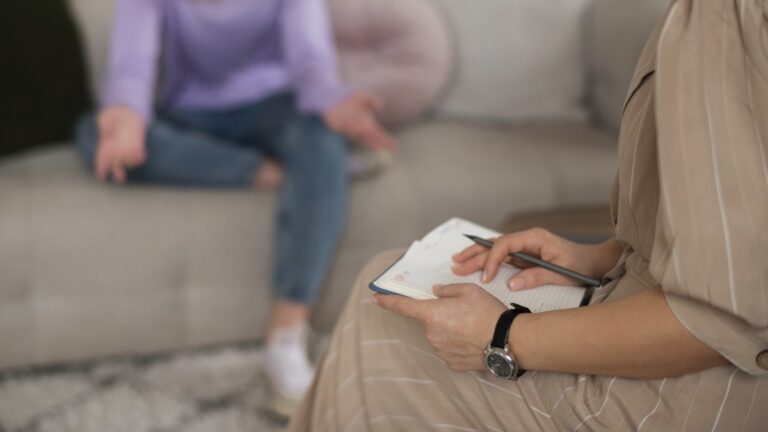 empresa canoas demite funcionária