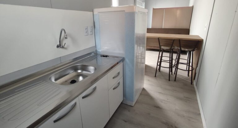 casa temporária para vítimas da enchente em Canoas