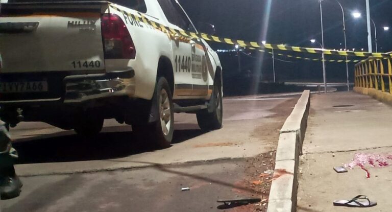 Jovem de 23 anos é morto com mais de 10 tiros