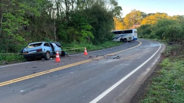 morrem carro ônibus