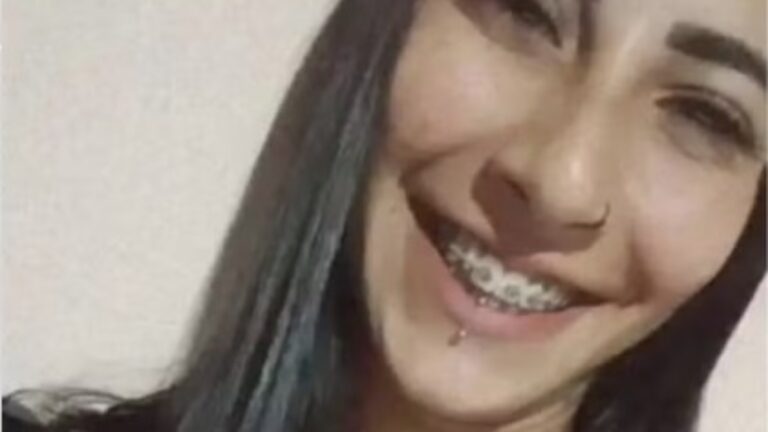 mulher morta enterrada