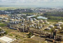 foto aérea da Refinaria Alberto Pasqualini REFAP Petrobras Canoas