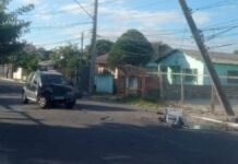Canoas: bairro fica sem luz após motorista bater em poste