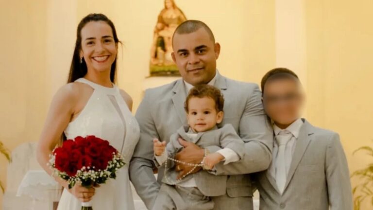 adolescente mata família