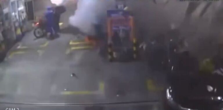 Dois homens morrem em explosão em posto de combustíveis