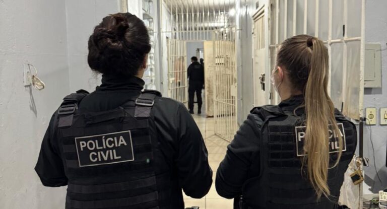 Polícia Civil apreende celulares, armas e drogas durante operação em presídio