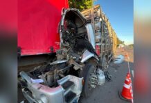 Motorista de caminhão de gás envolvido em acidente segue internado em Canoas