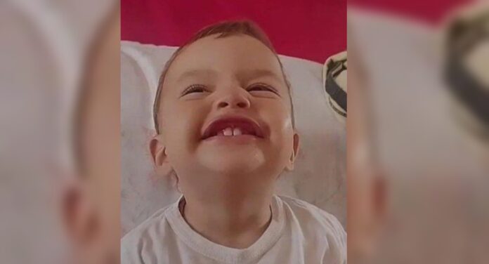 Bebê morre atropelado em estacionamento de supermercado