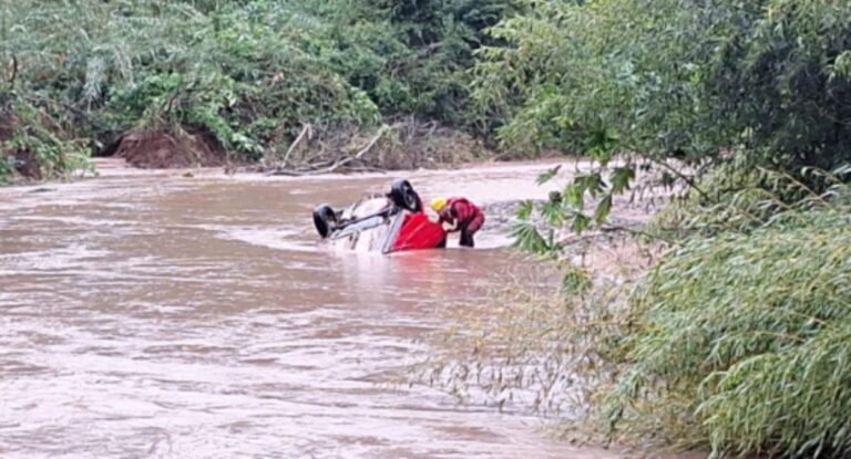 Chuva no Rio Grande do Sul causa mortes e deixa um desaparecido