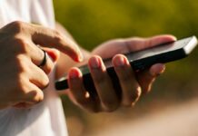 Conheça o jovem que trocou o próprio rim por um iPhone