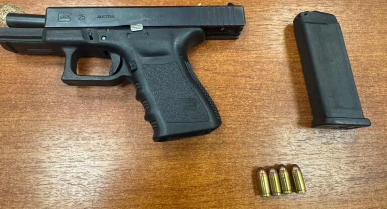 Ex-jogador do Grêmio é preso com arma no Equador