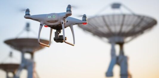 Experimento cria chuva artificial com uso de drones