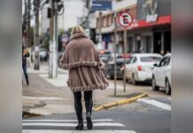 Foto de pessoa no frio do Rio Grande do Sul