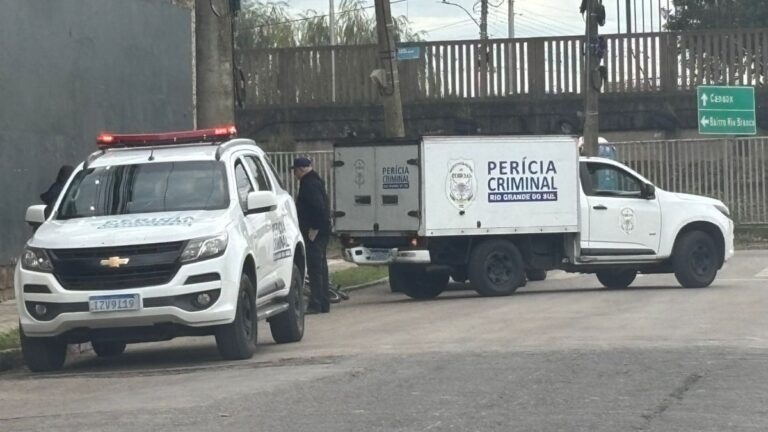 Na foto, homem é encontrado morto em Canoas