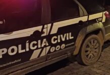 Homem é encontrado morto com corpo perfurado