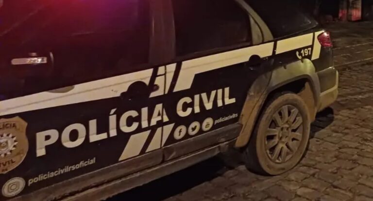 Homem é encontrado morto com corpo perfurado