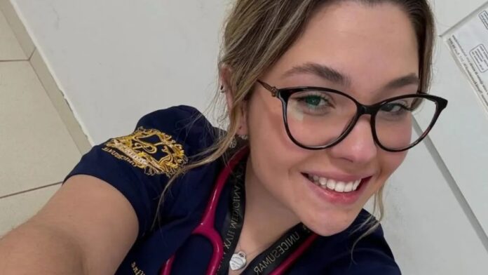 jovem morre colisão carros