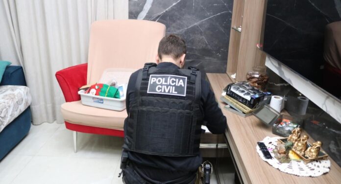 Criminosos que praticam extorsões contra empresários são alvos de operação em Canoas