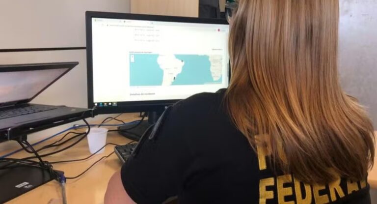 Médico pediatra é preso por armazenar pornografia infantil