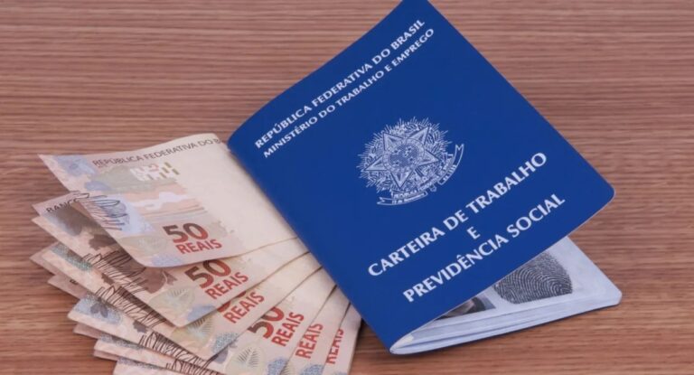 PIS: Caixa libera abono salarial para nascidos em julho e agosto