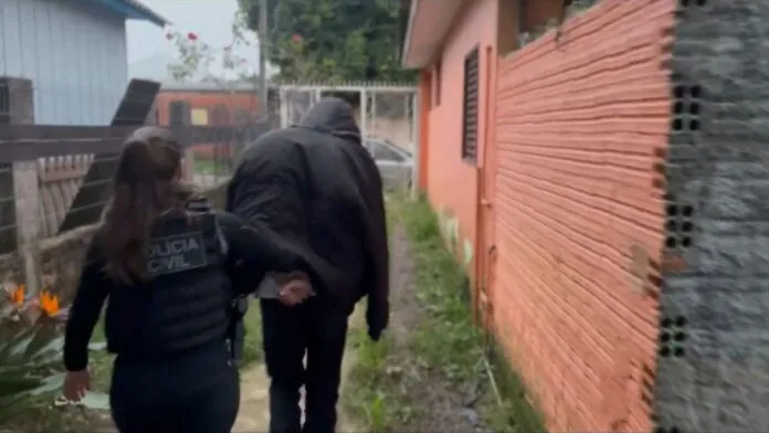homem preso em canoas por abusar sexualmente da enteada