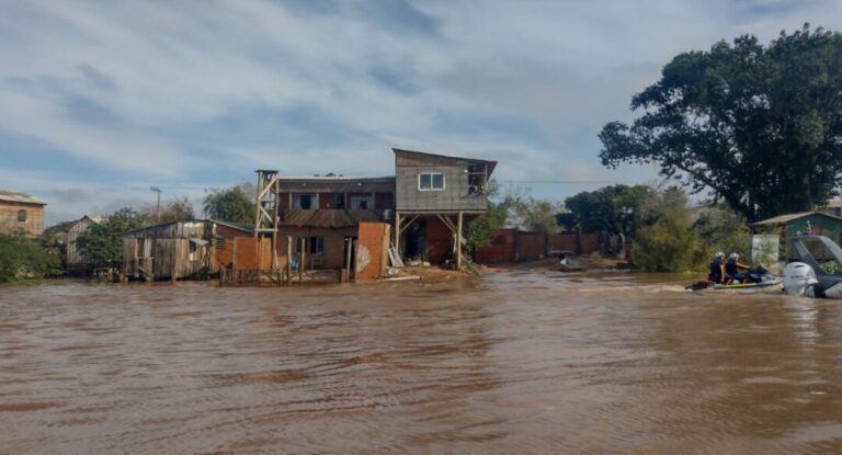 Rios em cota de alerta: Guaíba completa quatro dias com nível elevado