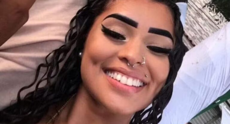 Vendedor mata cliente e joga restos do corpo para cachorros comerem