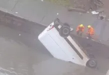 Na foto, o carro que caiu no Arroio Dilúvio