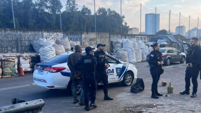 Na foto, a prisão do criminoso de Canoas