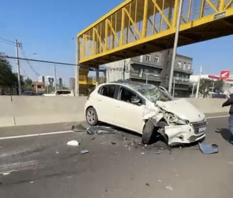 Canoas: acidente causa bloqueio na BR-116