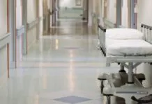 Menina de 12 anos morre durante parto de emergência