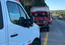 Crianças ficam feridas em acidente com caminhões na BR-386