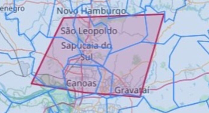 foto mostra mapa da defesa civil sobre alerta de chuva forte em Canoas