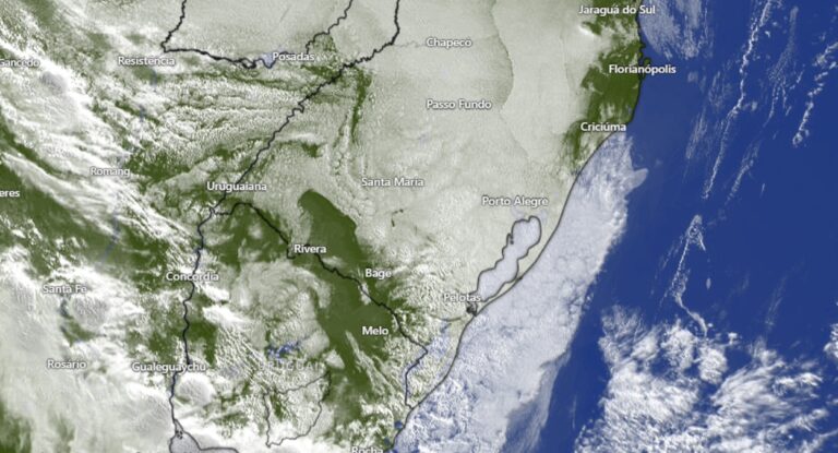 Foto mostra imagens de satélite que reforçam os dois alertas do INMET para chuva no Rio Grande do Sul