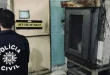 Na foto, mostra o estabelecimento que foi fechado por ter alimentos impróprios