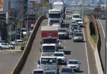 na foto, a BR-116 em Canoas