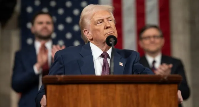Imagem mostra o presidente dos Estados Unidos, Donald Trump. Político mandou uma carta ameaçando o Brasil