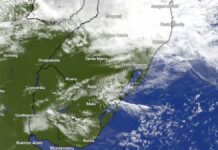 Imagem de satélite mostra nuvens de chuva se aproximando do rio grande do sul