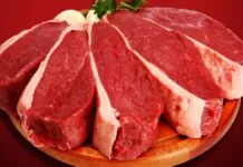 Imagem de peças de carne bovina