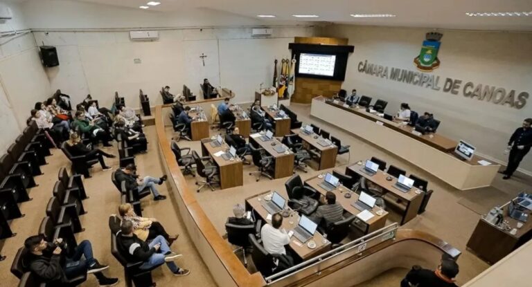 Câmara de Vereadores anuncia concurso público; Salário passa de R$ 6 mil