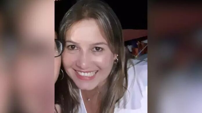 Na foto, mostra a mulher morta em São Paulo