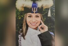 na foto, falsa psicóloga que atendia crianças em Canoas