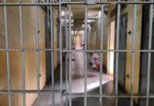 Na foto, o homem que ficou preso injustamente